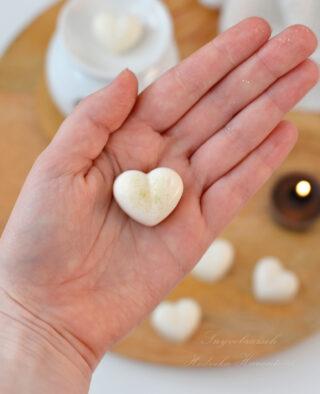 Kouzelné srdíčko s minerálem - vanilka a orchidej