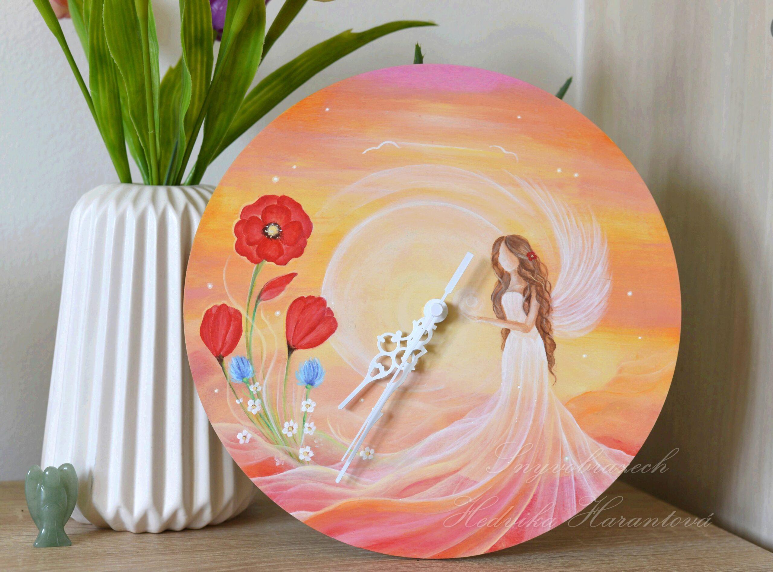 Maková panenka - dřevěné hodiny