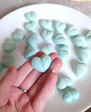 Kouzelné srdíčko s minerálem - Vanilka